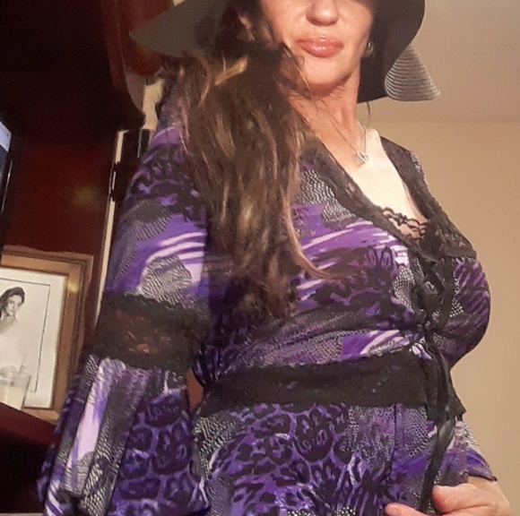 NWT, CORSET LOOK - Picture 3 of 4